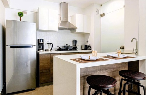 Miraflores Apartment | Luxury 2BR/2BA | Pool + Gym | Parking | Miraflores