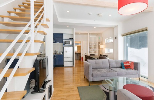 Hirafu House | Luxury 3 Bed Ski Chalet close to the Ski Fields, Niseko Chalet 1003