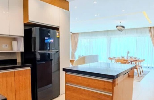 New Cairo Apartment | Luxury 3BR Lakeview Residence Premium Stay