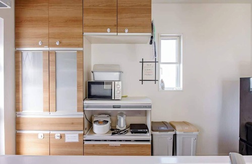 Chosei House | Luxury Beach Getaway | Pet-Friendly | BBQ, Sauna & Jacuzzi | Up to 9 Guests