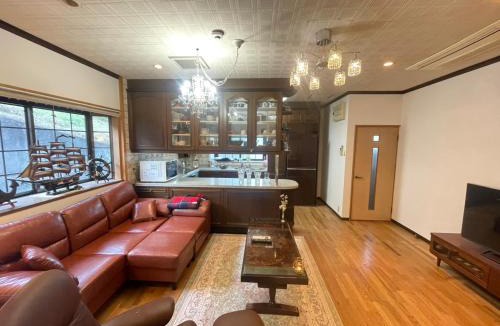 Kishiwada Villa | Luxury Countryside Stay