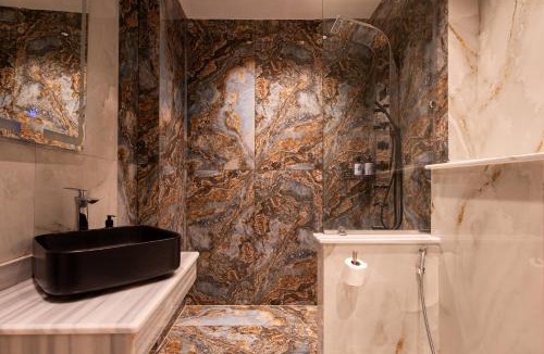 Garden City Apartment | Luxury hotel studio at Garden city l Downtown