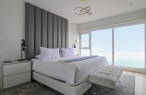 Armendariz Apartment | Luxury Ocean View Penthouse with Pool in Miraflores