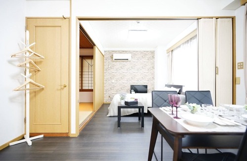 Naha City Centre Apartment | Maison Tsuha 301 Near Kokusai Street Accommodates up to 8 people/Naha Okinawa
