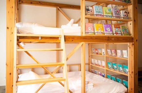 Chuo Hotel | MANGA ART HOTEL, BAKUROCHO