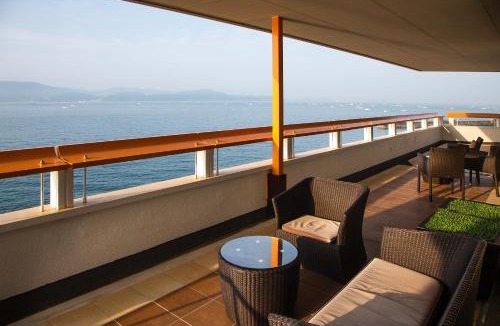Wakaura Hotel | Manpa Resort