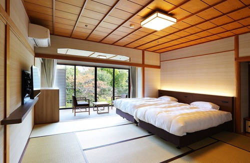 Komatsu House | Manten no Tsujinoya