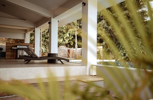 Okinawa Villa | MARINX POOLVILLA NAKANDAKARI