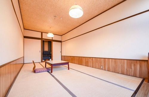 Yuyama Onsen Hotel | Marue Honkan