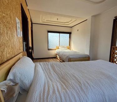 Aoshima House | MATAHARI Guest house