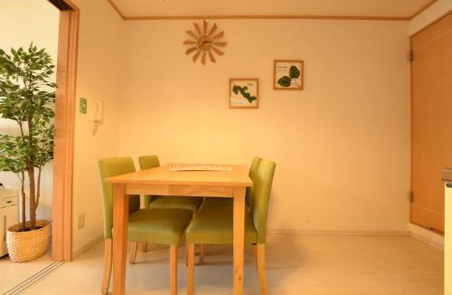 Tanimachi Apartment | Mel-Theater Karahori 102
