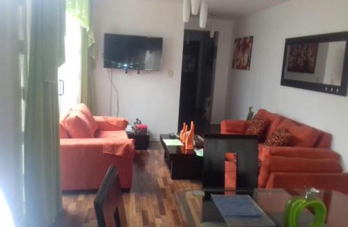 Miraflores Apartment | Mi casa es su casa