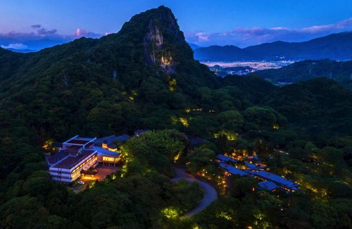 Takeo Hotel | Mifuneyama Rakuen Hotel