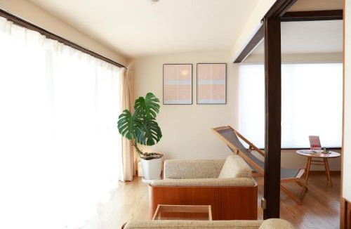 Shimonoseki Apartment | MINI HOTEL totonoi ロウリュ式サウナのある静かな平屋
