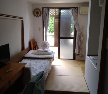 Shiraho Hostel | Minshuku Zabaru