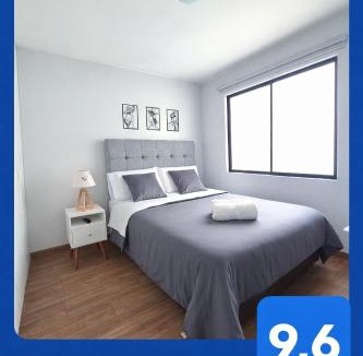 Leuro House | Miraflores - Dormitorio en Departamento compartido Baño Exclusivo Externo