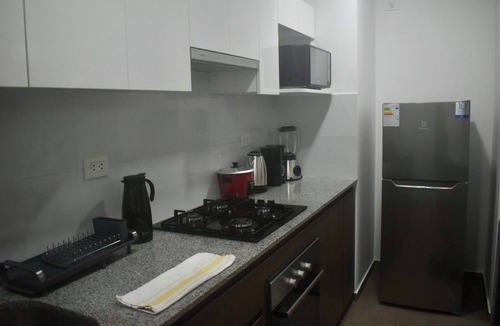 Miraflores Apartment | Miraflores TOP: Modern Apartment, Perfect Location + Carport