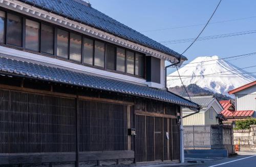 Nishikatsura Villa | MITSU-House