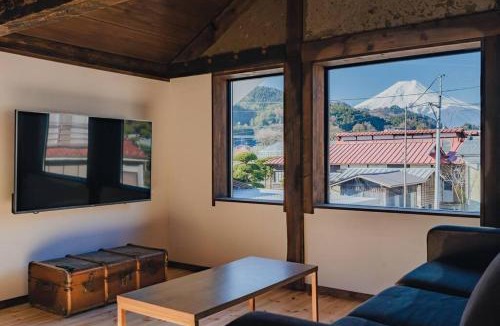 Nishikatsura Villa | MITSU-House