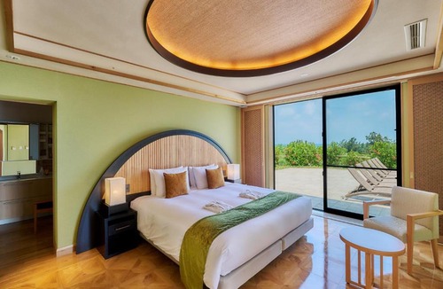 Miyakojima Hotel | Miyakojima Kurima Resort Seawood Hotel