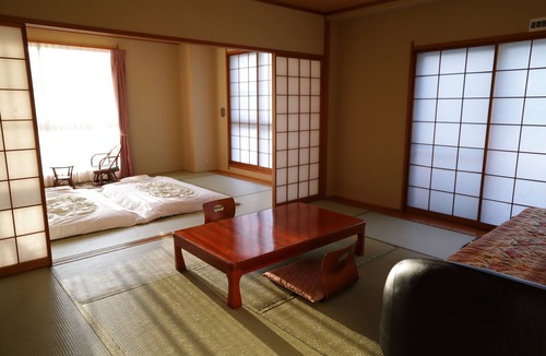 Mishima House | Mizutoyasuragi no Yado Ichinose