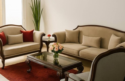 Dream Land Apartment | Modern 2-Bedroom Apartment with Private Building Pool - ST4