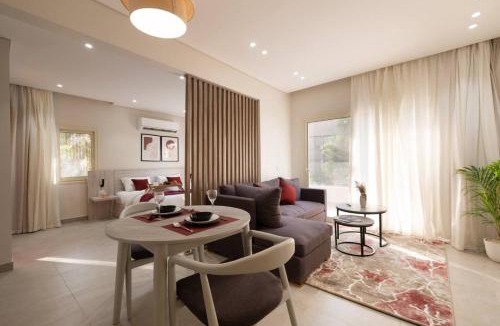 Maadi Apartment | Modern 88 by Spacey #72- pool,Gym&Garden