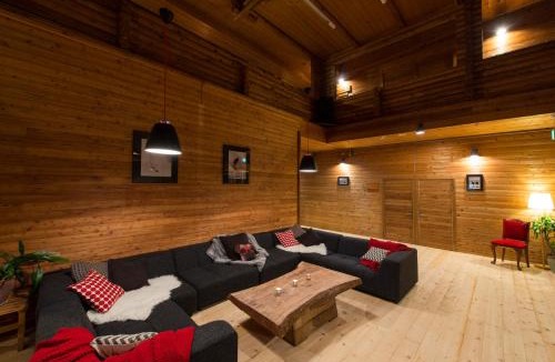Niseko House | Moiwa Lodge