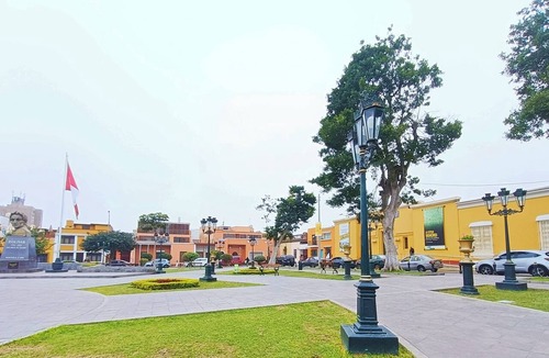 Pueblo Libre House | MONUMENTAL TOURIST HOUSE, Spacious and Elegant