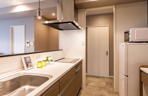 Kuwae Apartment | Mr.KINJO in PREMIUM TERRACE CHATAN