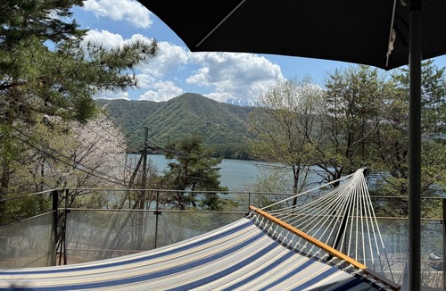 Fujikawaguchiko Cottage | Mt.Fuji view/2min walk Lake Saiko/private cottage/BBQ/5min drive Kawaguchi Lake