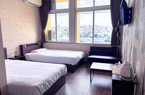 Tomari Hostel | My Place - Hostel
