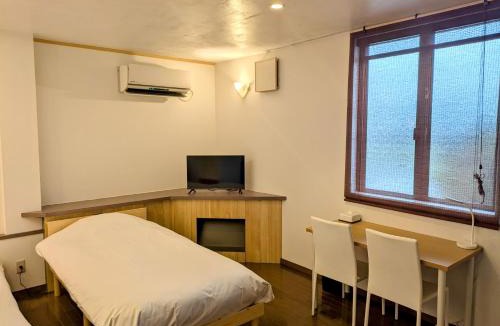 Takahata House | My Room