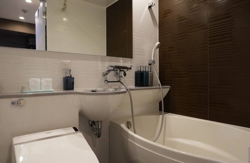 Dotonbori Apartment | Namba/Dotonbori/Shinsaibashi/8 min. walk/Free WIFI/Max 4 people