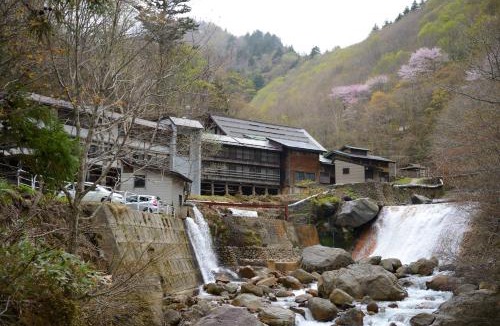 Yonezawa Hotel | Namegawaonsen Fukushimaya