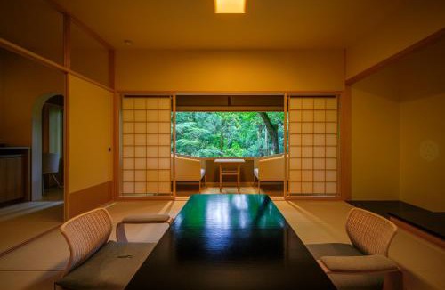Nara Hotel | Nara Kasugaokuyama Tsukihitei