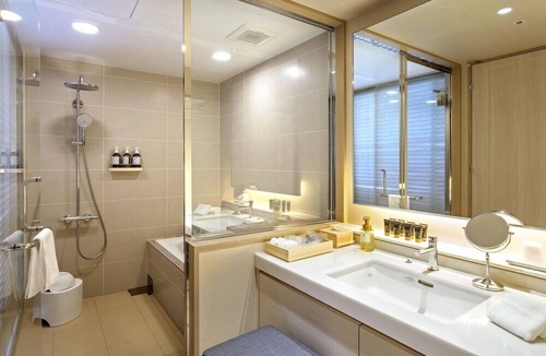 Miki Hotel | Nesta Resort Kobe Royal Suite Villa
