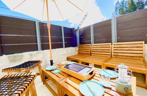 Nakama House | New Onna | Cozy BBQ terrace, 8-min beach, snorkeling, SUP, sleeps 7, parking