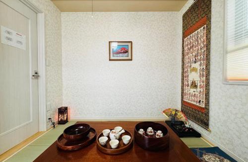 Tateishi Villa | NEW OPEN ! 6 SIMONS DOUBLE BEDS! LUXURY STAY at TOKYO SKYTREE ASAKUSA AREA