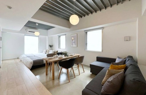 Hiroshima City Centre Apartment | New Studio Apt in the City Center for 6Ppl