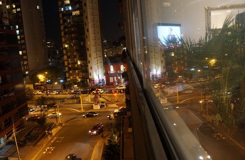 Miraflores Apartment | New windows clean, cozy, AC, apartment in the heart of Miraflores District