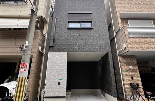 Kita House | Newly built [KAARA] 3 minutes from the station, near by USJ, Namba, and Umeda!