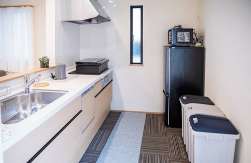 Sumida House | Newly Built Villa * 8-minute walk from Skytree-Oshiage Station * 3-minute tram ride to Asakusa * Direct access to Haneda Airport, Narita Airport, and Disney
