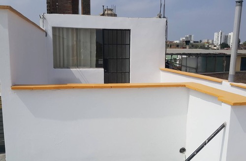 Lima Apartment | Nice 1-bedroom apartment in lively Lima perfect for your stay