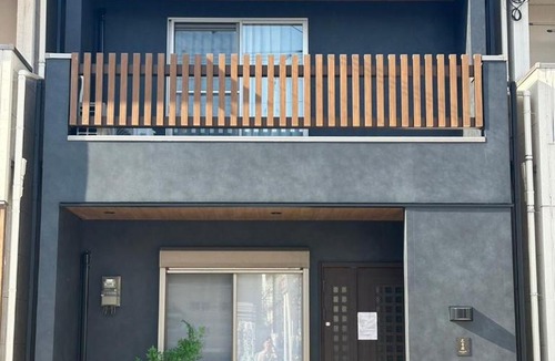 Nishi Villa | Nikyo Shine Inn Two parking spaces 4 bedrooms 7 minutes to Kujo Station 4 rooms, 2 bathrooms, private building