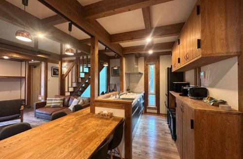 Niseko Ski Chalet | Niseko Annupuri Royal Chalet