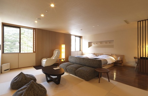 Niseko Hotel | Niseko Konbu Onsen Tsuruga Besso Moku No Sho
