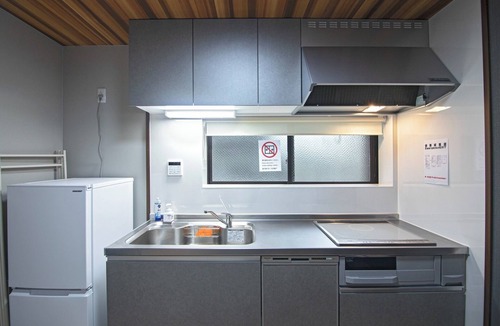 Shin-Osaka House | Nishinaka House | 12 minutes to Umeda | Accommodates up to 13 people | Both Japanesestyle and Weste - Nishinaka HOUSE/Osaka Ōsaka
