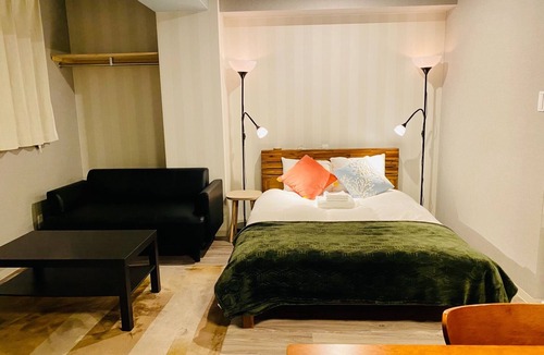 Nishi Apartment | No smoking 1 min from station studio double in16out10 /Osaka Ōsaka