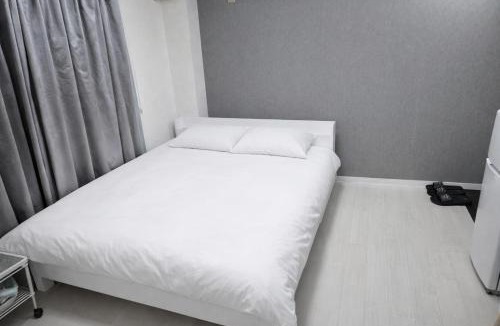 Tennoji Apartment | Noahs Ark Cozy Station Stay 5B